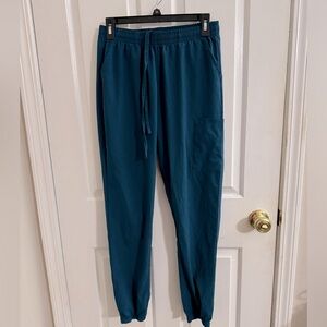 4Flex women’s cuffed scrub pants. Size small. Caribbean blue color. Like new.